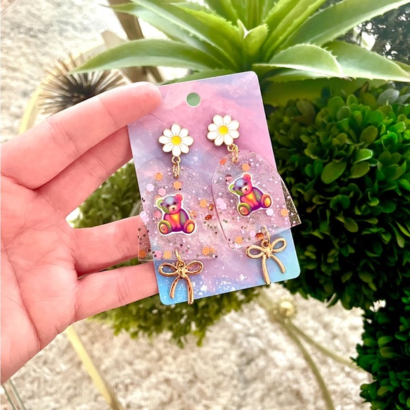 Lisa Frank Bear Acrylic Earrings - Picture 3 of 5